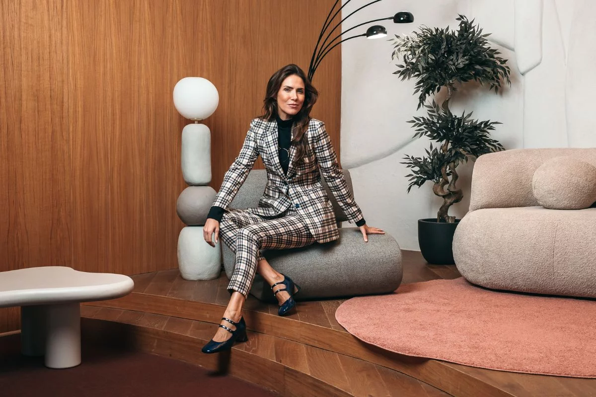 Garnitury damskie - absolutny must-have sezonu jesiennego