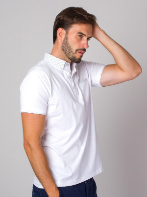 Biała koszulka polo z kontrastami w kotwice