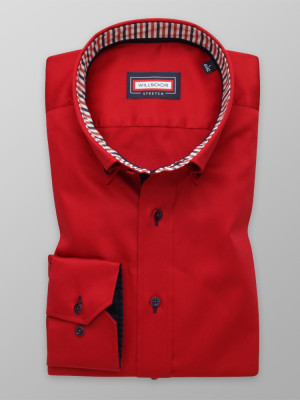 Czerwona taliowana koszula z kontrastami
