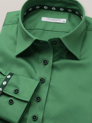 Klasyczna zielona bluzka z kontrastami