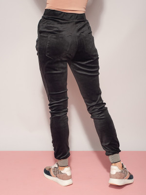 Czarne spodnie dresowe z weluru