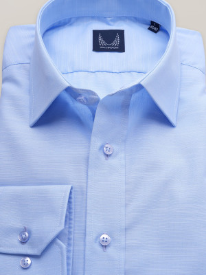 Niebieska klasyczna koszula