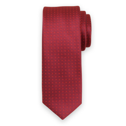 Wąski czerwony krawat w delikatne wzory