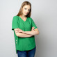 Zielona bluzka oversize z krótkim rękawem