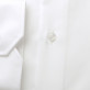 Biała taliowana koszula z włoskim kołnierzykiem