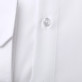 Biała taliowana koszula z kontrastami
