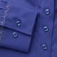 Klasyczna modrakowa bluzka z kontrastami