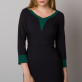Czarna dopasowana sukienka z zielonymi kontrastami