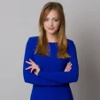 Niebieska sukienka dzianinowa
