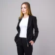 Czarna marynarka damska
