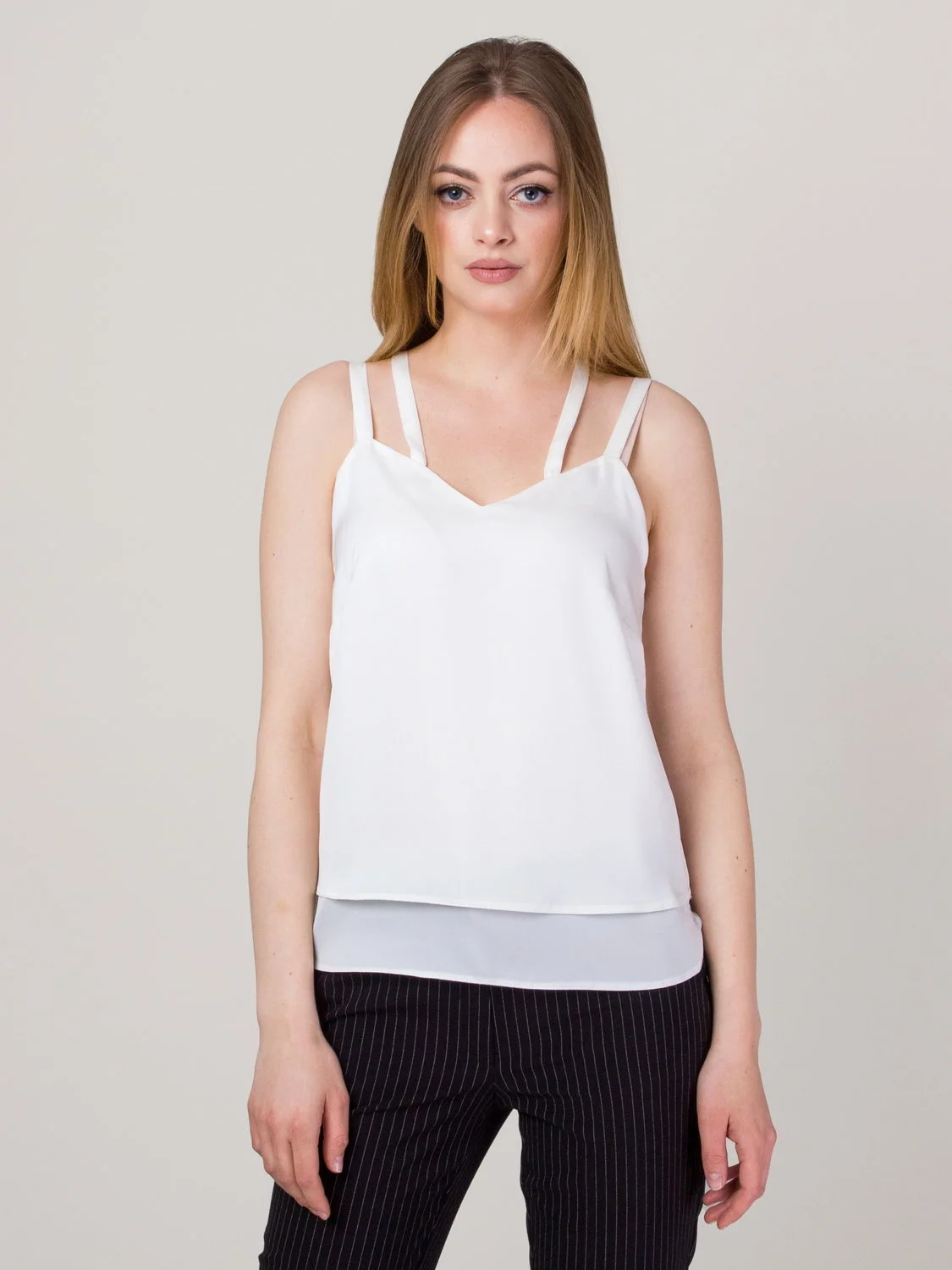 Elegancki top na ramiączkach
