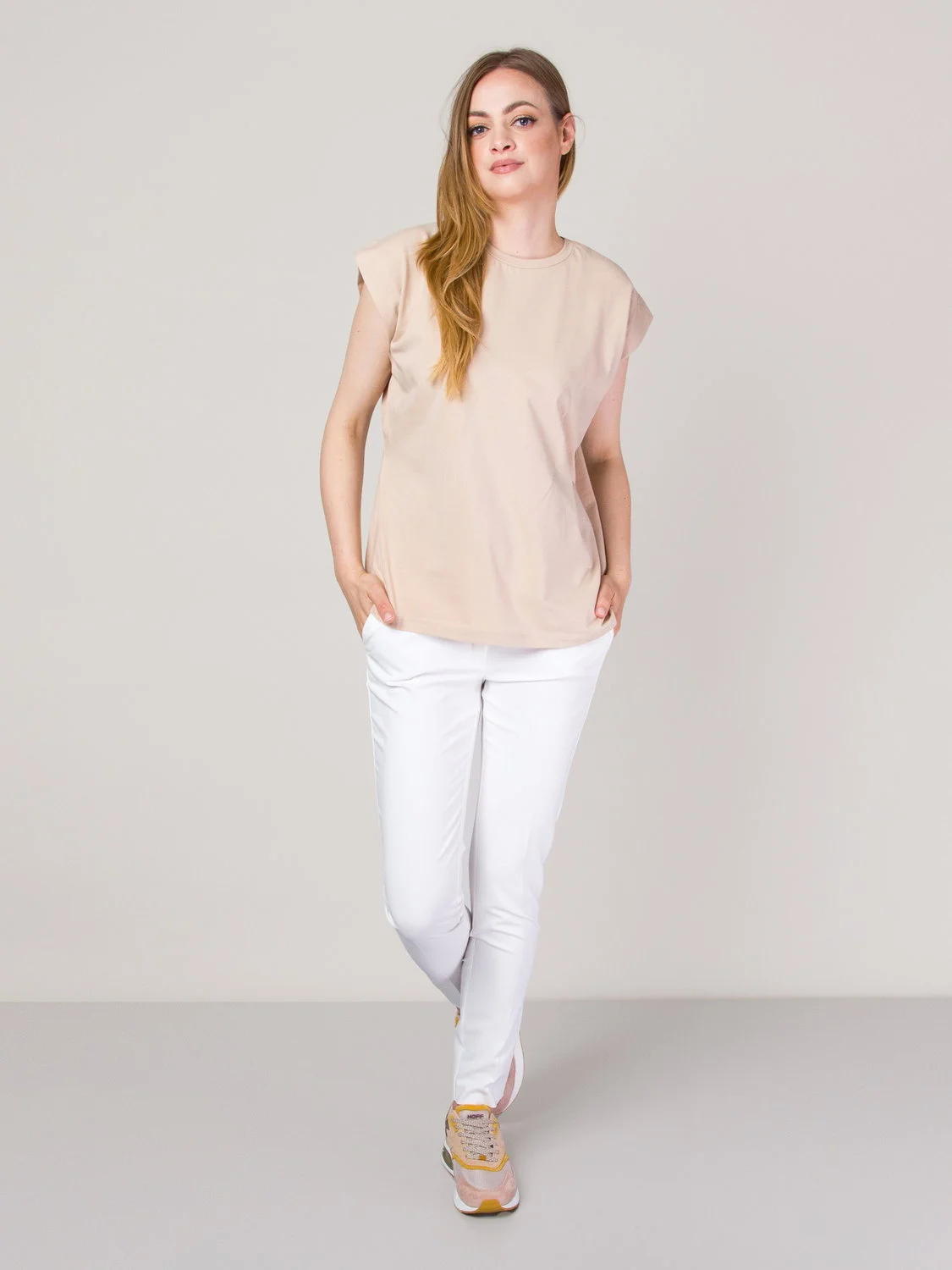 T-shirt damski Van der Valk