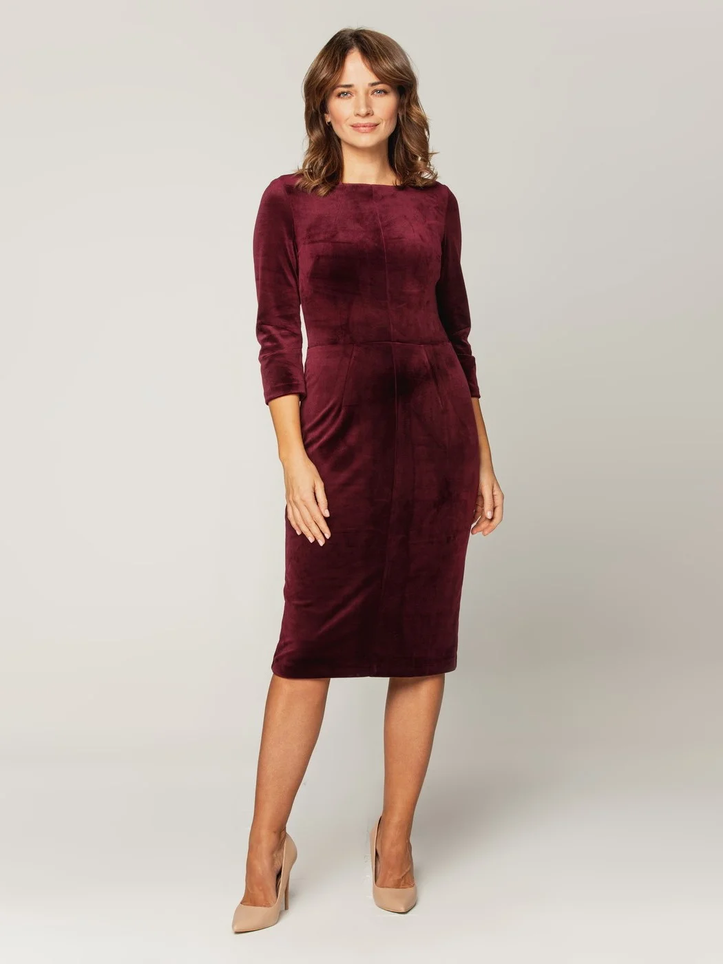 Elegancka bordowa sukienka