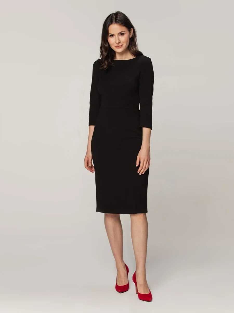 Elegancka czarna sukienka