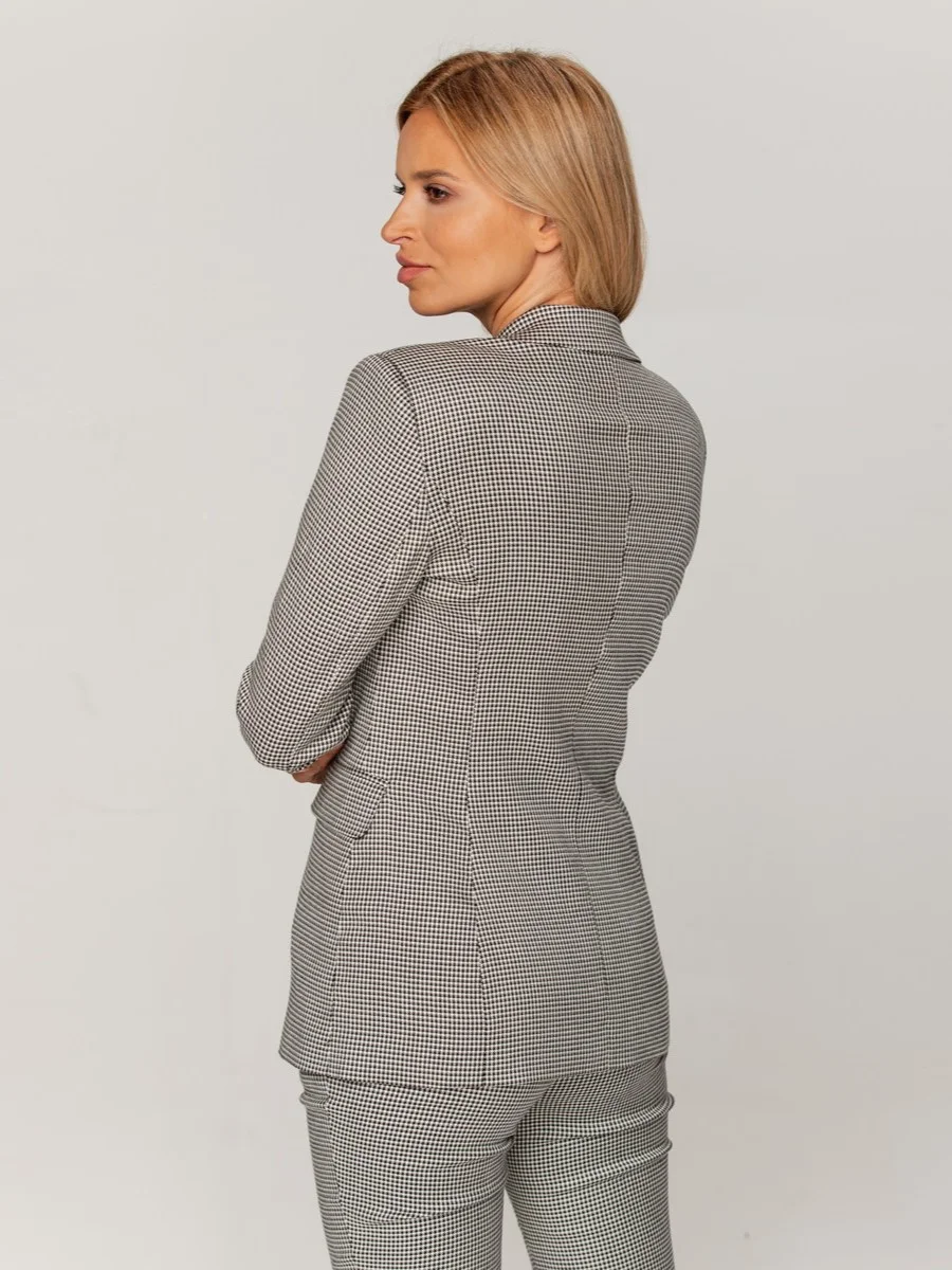 Dwurzędowa marynarka damska