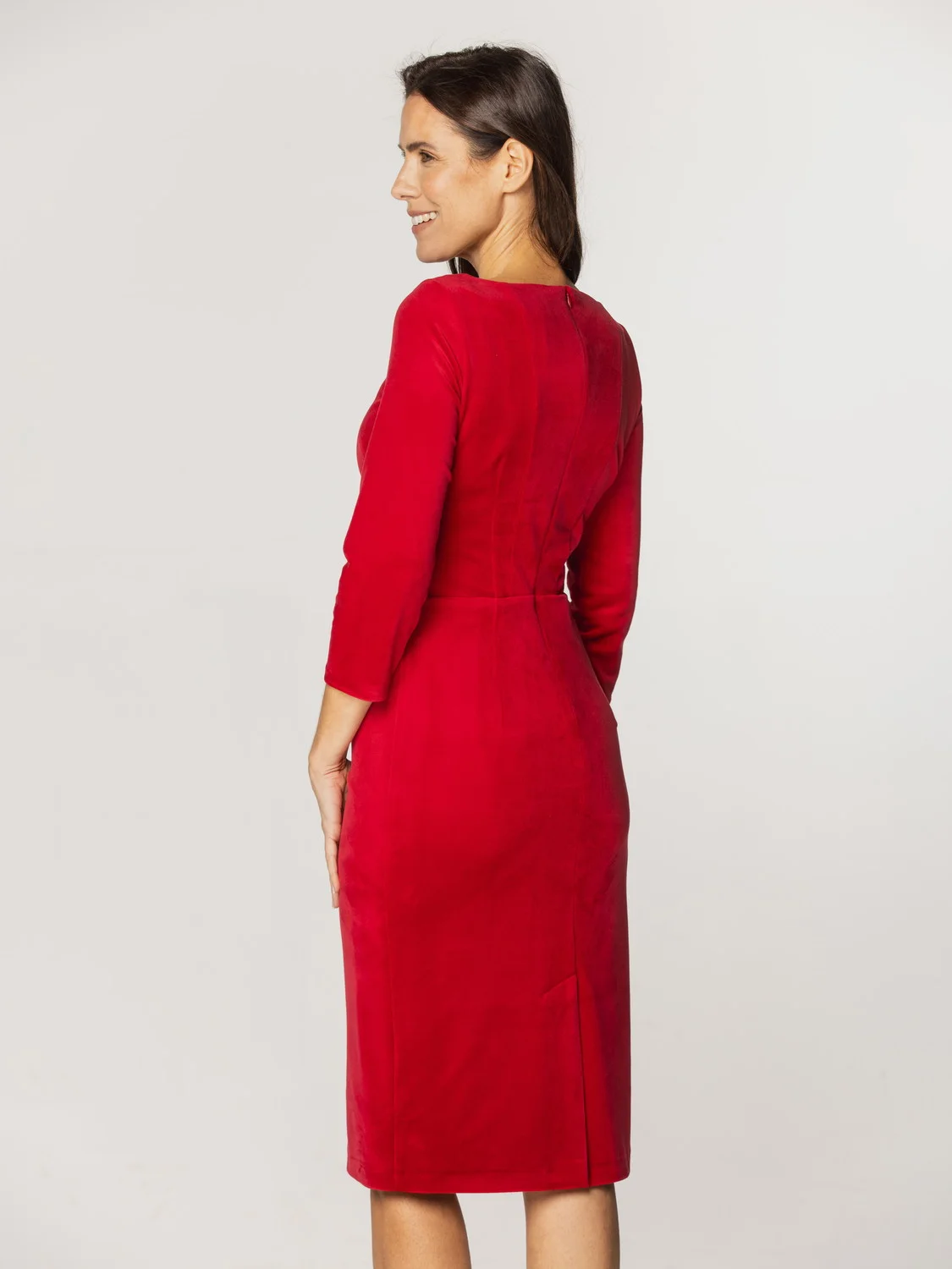 Elegancka czerwona sukienka