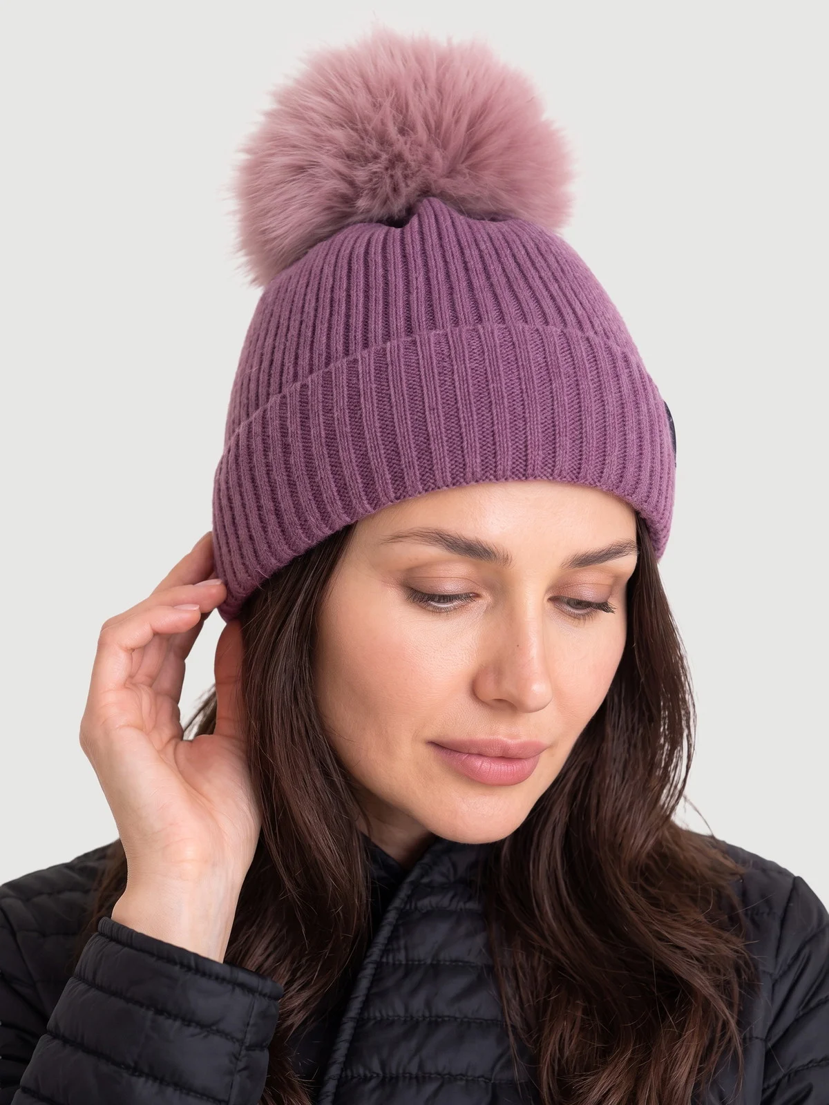 Czapka z pomponem Sabfil Lea Merino różowa