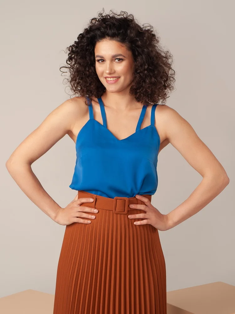 Elegancki top na ramiączkach