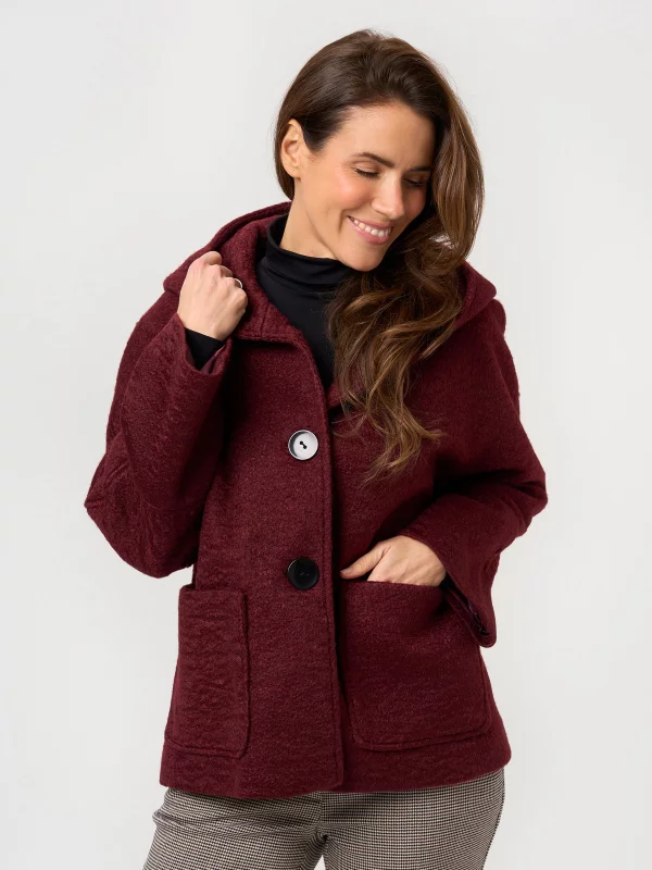 Krótka kurtka z kapturem