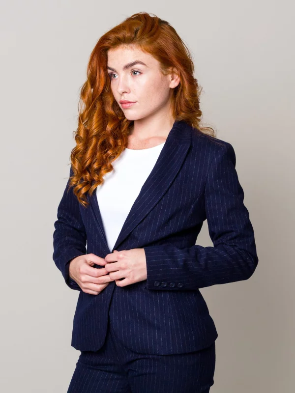 Granatowa marynarka damska