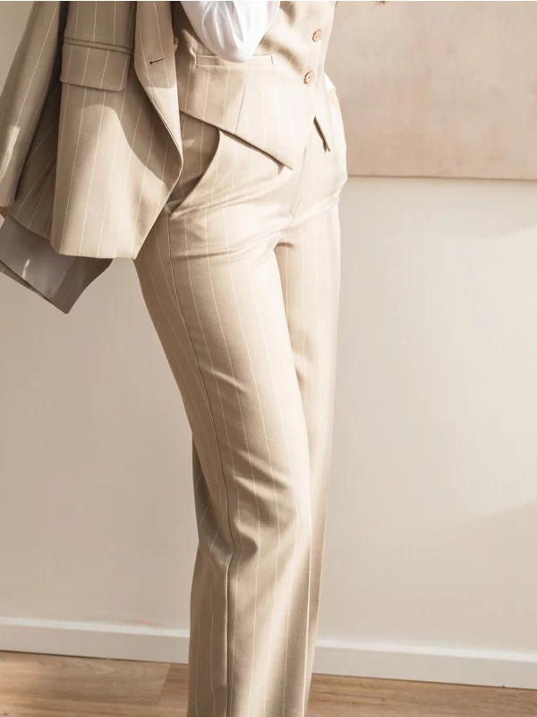 Spodnie garniturowe w prążki