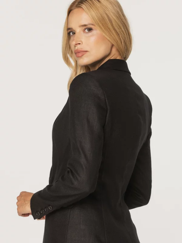 Czarna marynarka damska