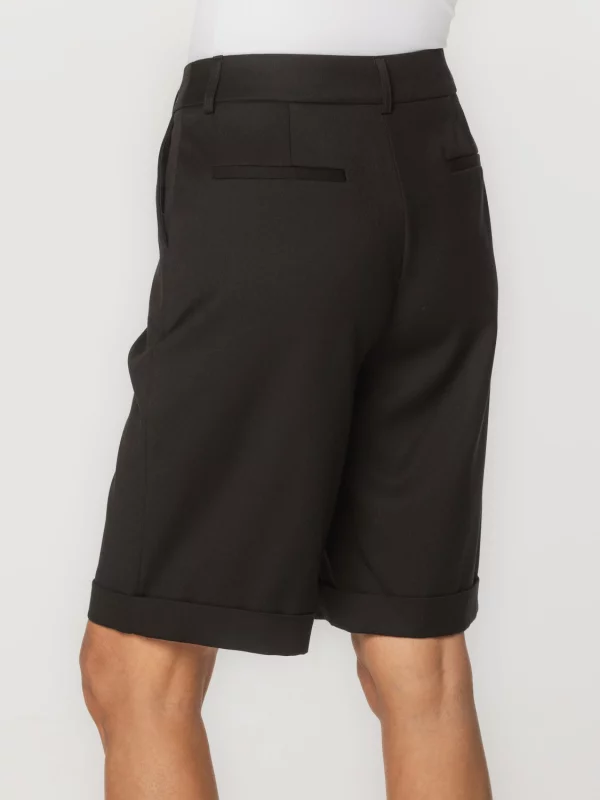 Czarne szorty damskie