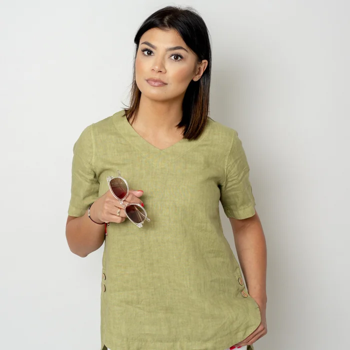 Oliwkowa bluzka lniana oversize