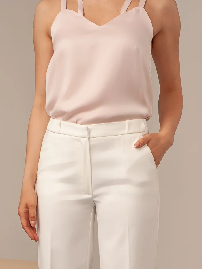 Elegancki top na ramiączkach