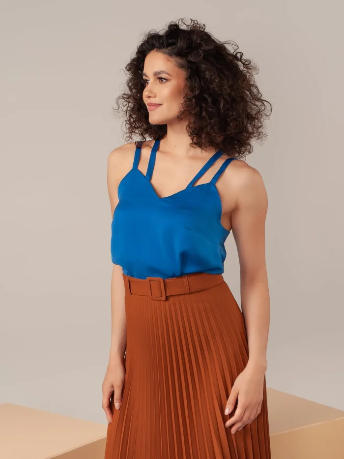 Elegancki top na ramiączkach