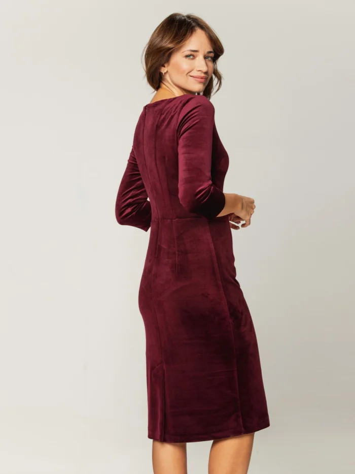 Elegancka bordowa sukienka