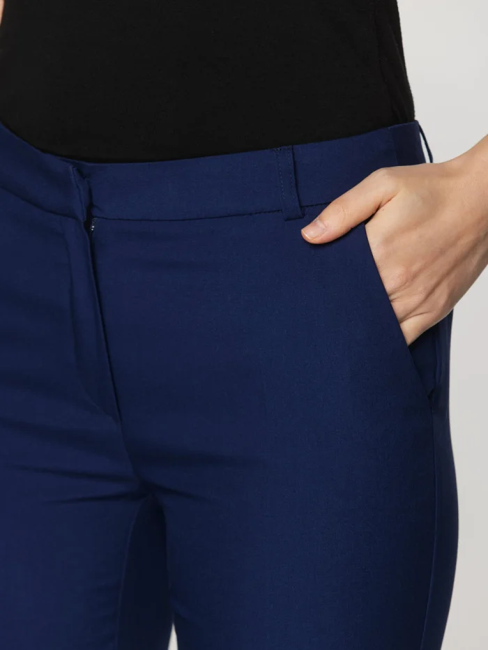 Granatowe spodnie garniturowe