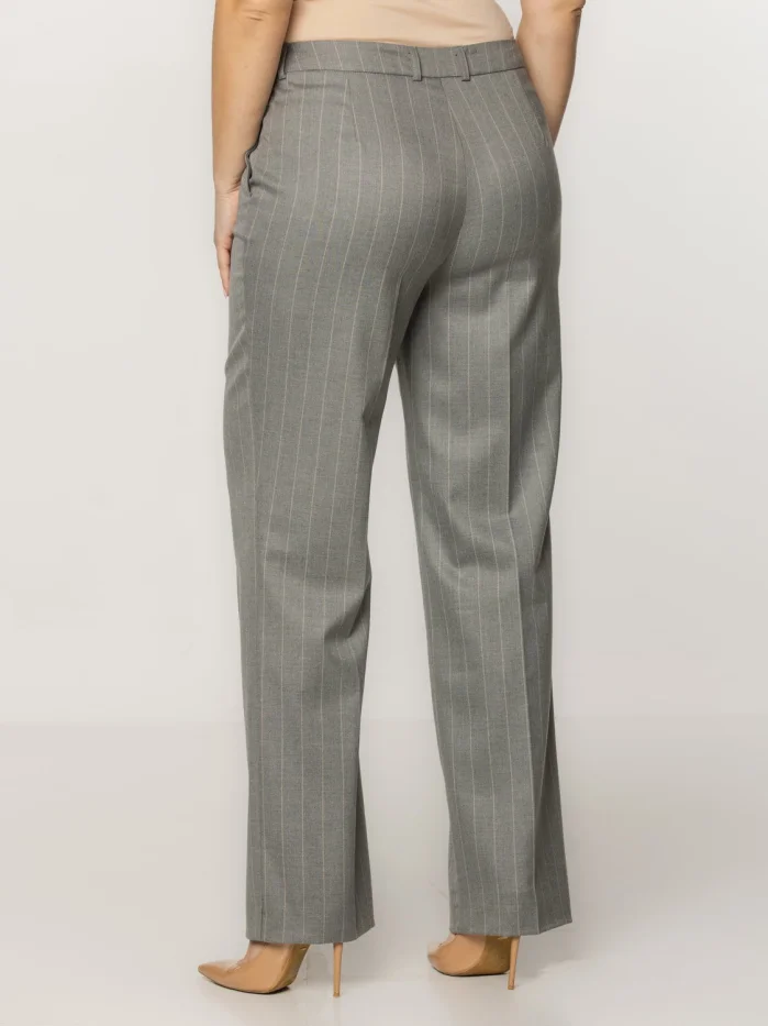 Spodnie garniturowe w prążki