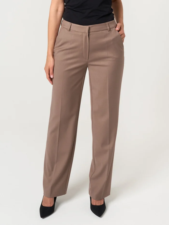 Ciemnobeżowe spodnie garniturowe