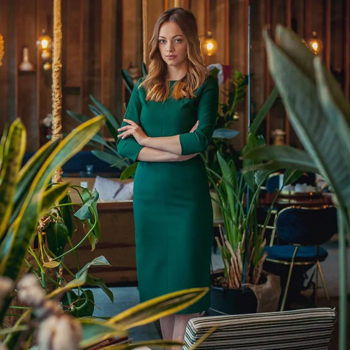 Elegancka zielona sukienka