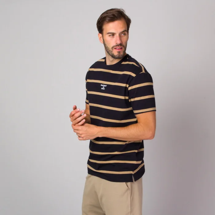 T-shirt męski w paski