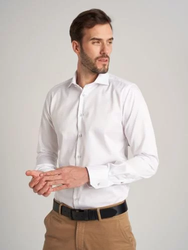 biała koszula na święta